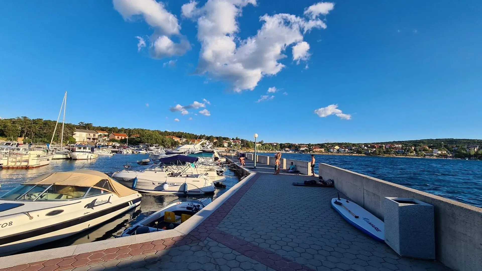 Vila Primorka-Apartmani Lavanda Silo  Croatia