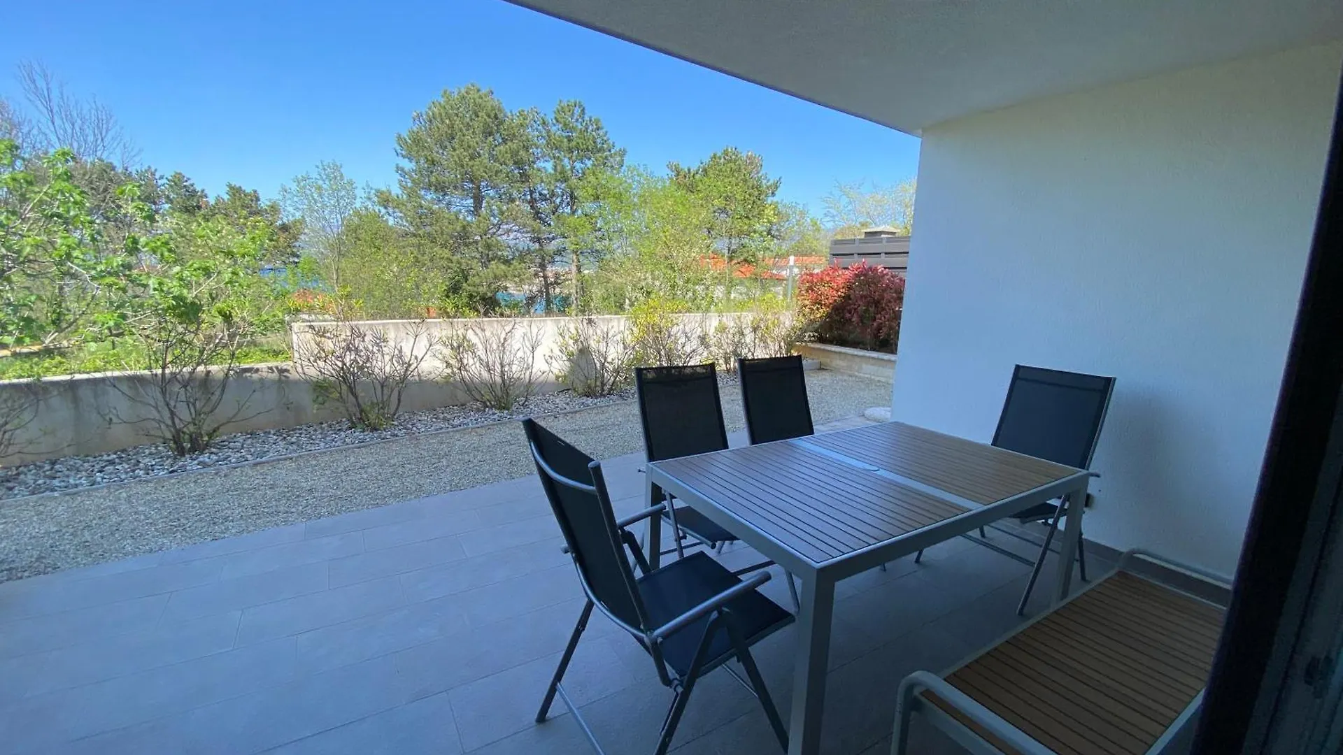 Vila Primorka-Apartmani Lavanda Silo  Croatia
