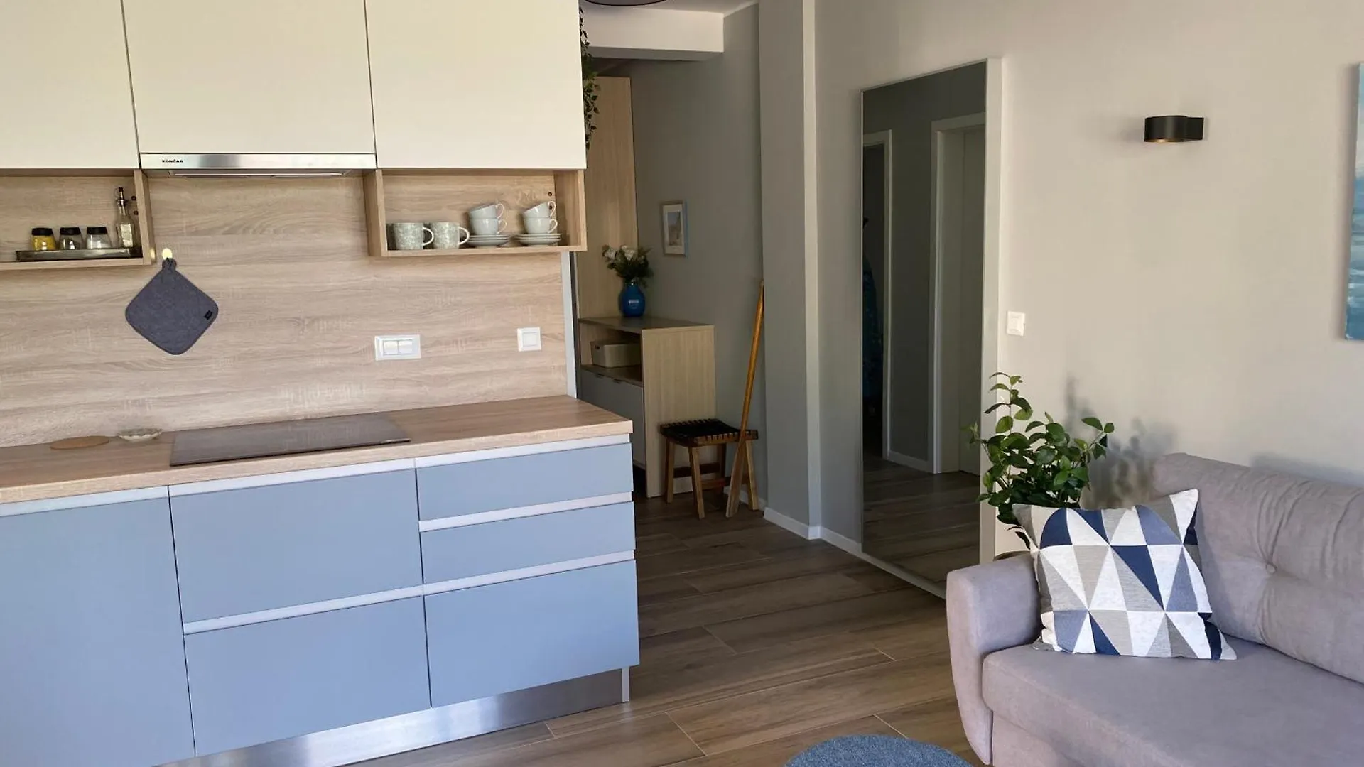 Vila Primorka-Apartmani Lavanda Silo  Croatia