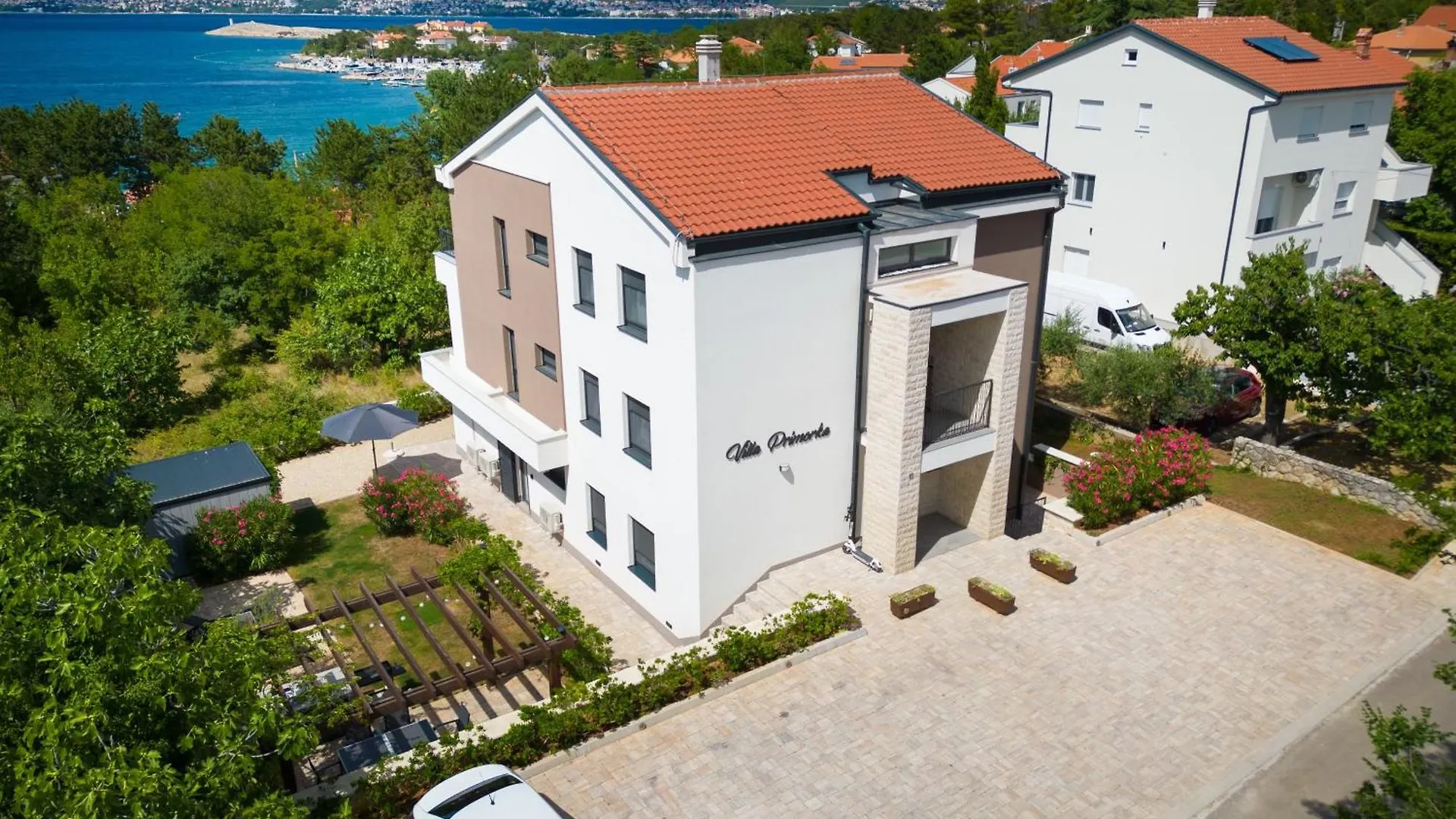 Apartment Vila Primorka-Apartmani Lavanda Silo